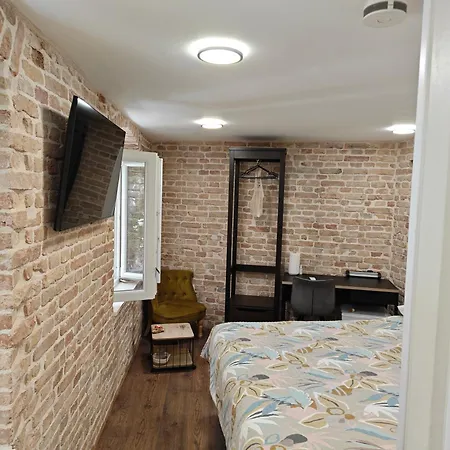 Staysplitbay Old Town Authentic Luxury דירה *