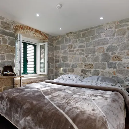 Apartamento Staysplitbay Old Town Authentic Luxury