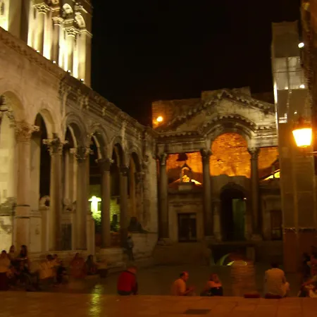 Staysplitbay Old Town Authentic Luxury Apartman